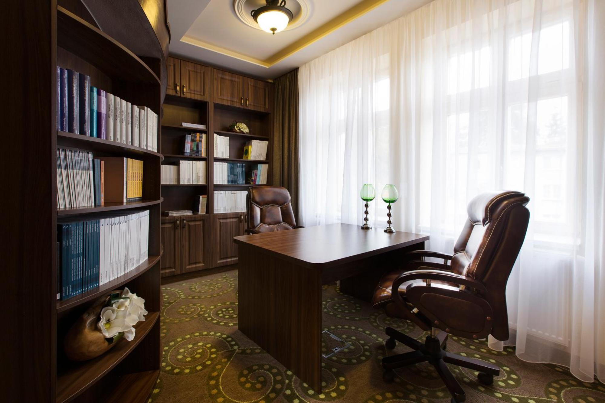 Hotel Dvorana Karlovy Vary Luaran gambar