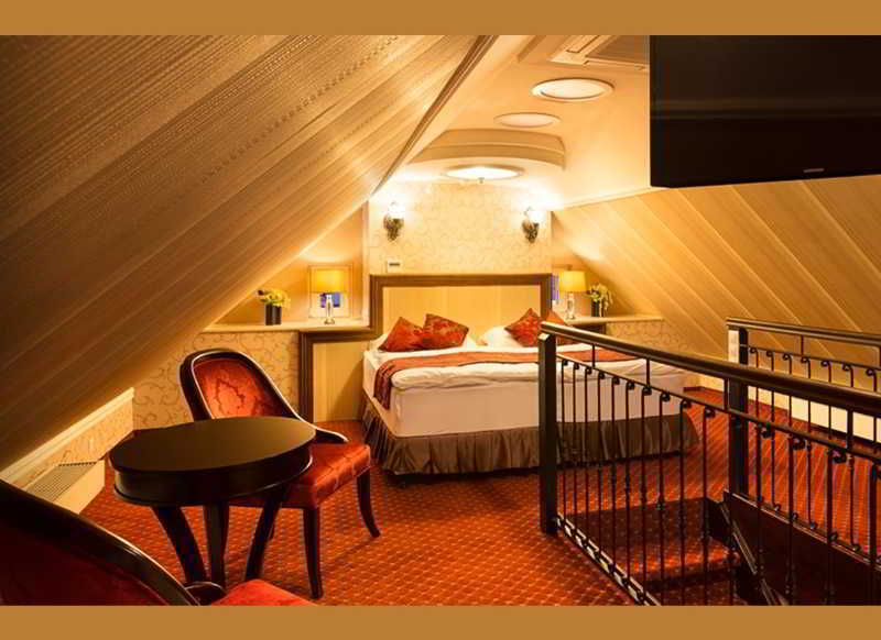 Hotel Dvorana Karlovy Vary Luaran gambar