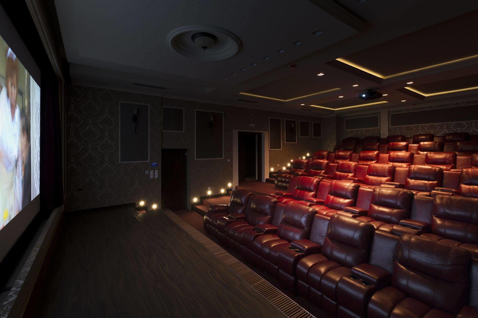 Hotel Dvorana Karlovy Vary Luaran gambar
